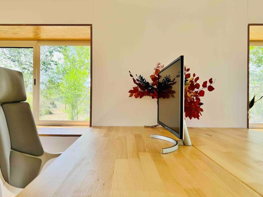 Eco Tiny Home & Office For Digital Nomads Vallmoll Екстериор снимка